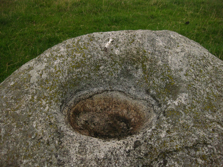 Knocktemple (Bullaun Stone) by ryaner