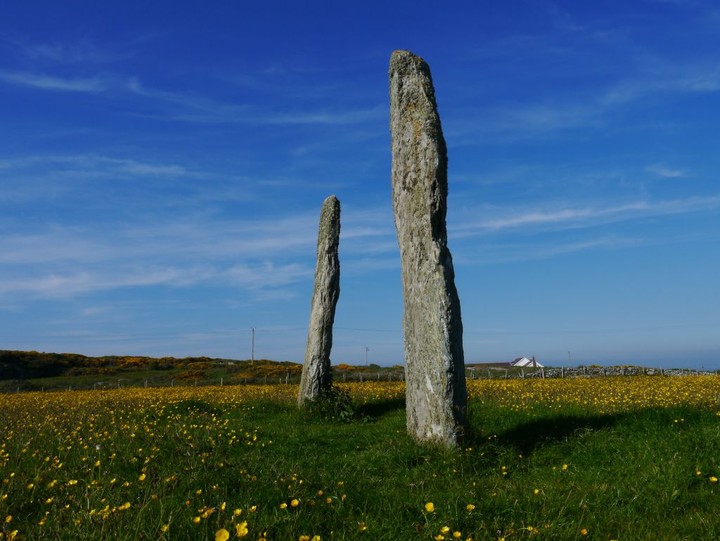 Penrhosfeilw (Standing Stones) by Meic