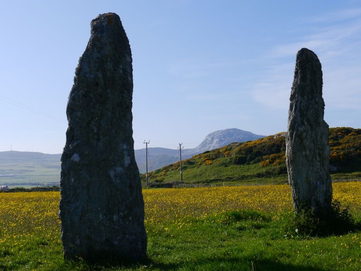 Penrhosfeilw (Standing Stones) by Meic
