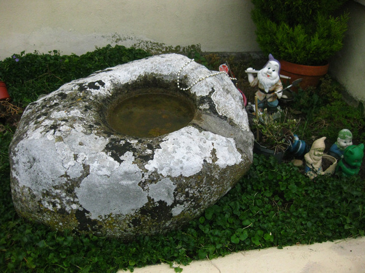 Rathdrum (Bullaun Stone) by ryaner