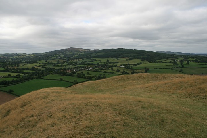 Earl's Hill and Pontesford Hill (Hillfort) by postman