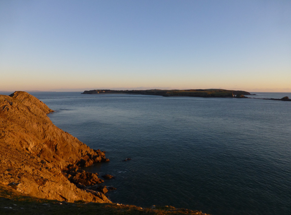 West Beacon (Caldey Island) (Round Barrow(s)) by thesweetcheat