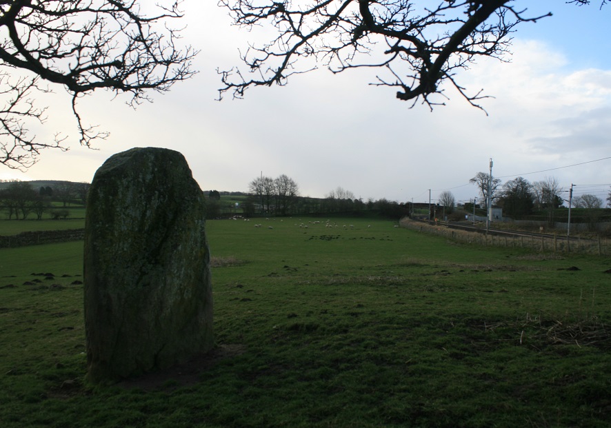 Holme Head (Standing Stone / Menhir) by postman