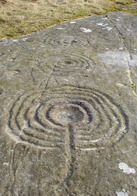 Weetwood Moor (Cup and Ring Marks / Rock Art) by pebblesfromheaven