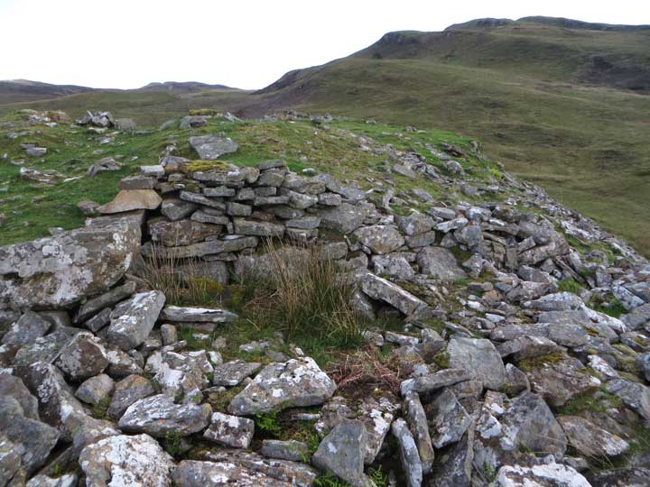Dun Kearstach (Stone Fort / Dun) by LesHamilton