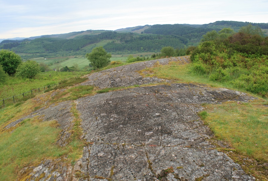 Achnabreck (Cup and Ring Marks / Rock Art) by postman
