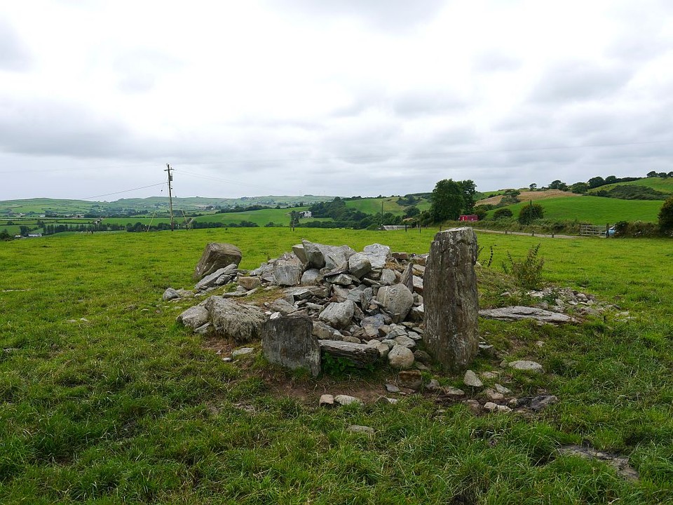 Ahaghilla (Stone Circle) by Meic