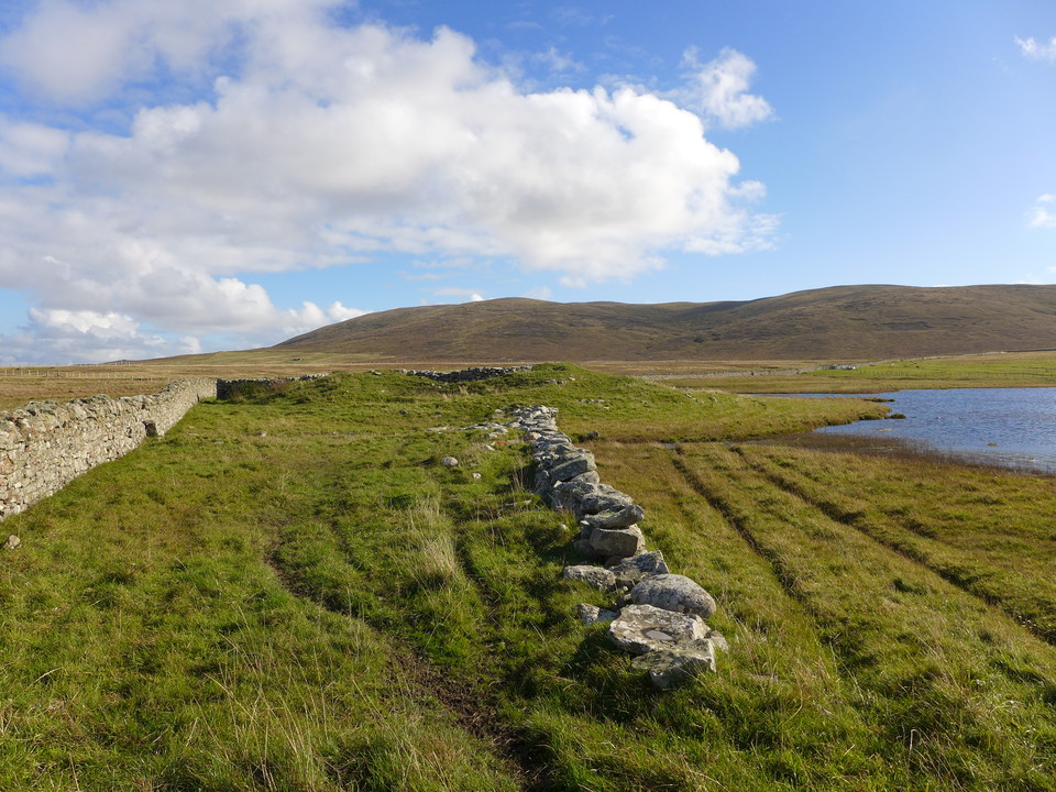 Loch of Huxter (Broch) by thelonious