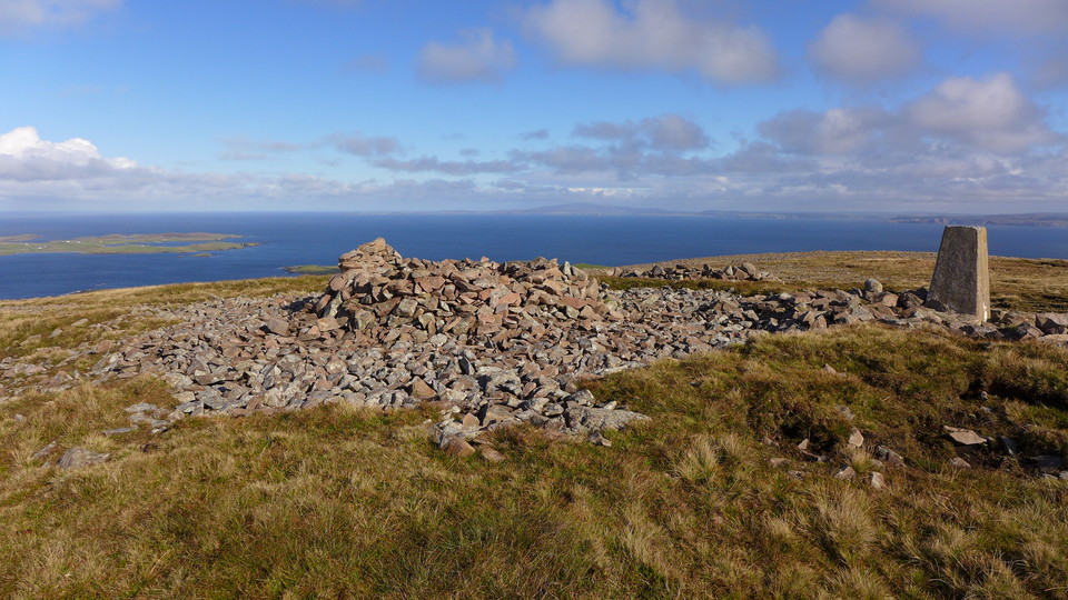 Sandness Hill (Cairn(s)) by thelonious