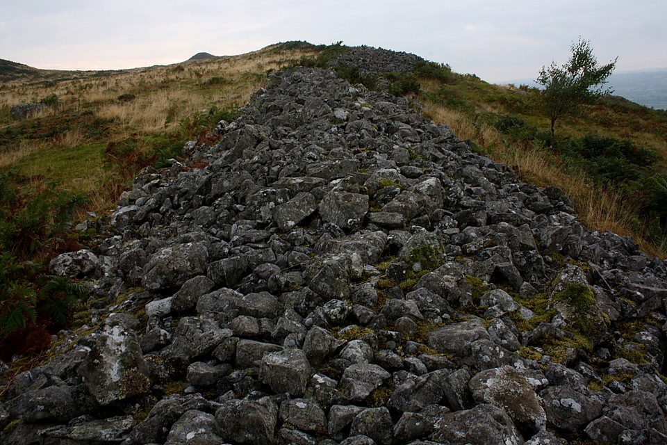 Carn Goch Hill Fort (Hillfort) by GLADMAN