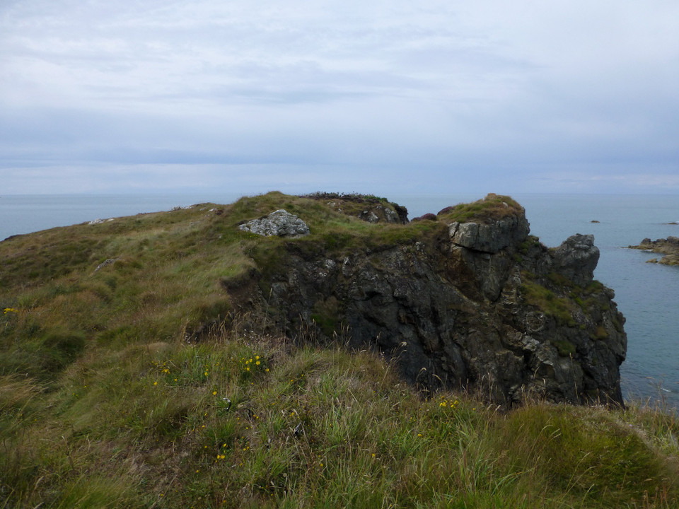 Carreg Golchfa (Cliff Fort) by thesweetcheat