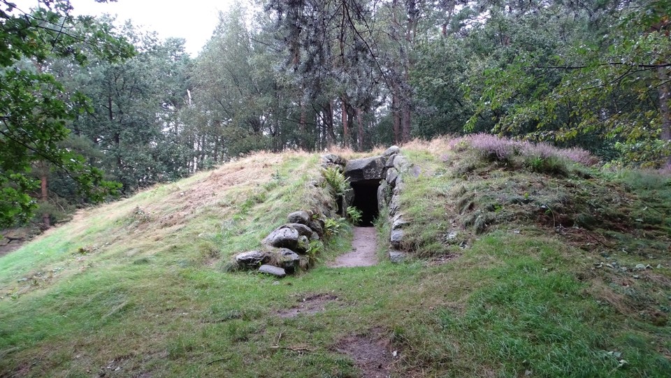 Groß Berßen 7 (Passage Grave) by Nucleus