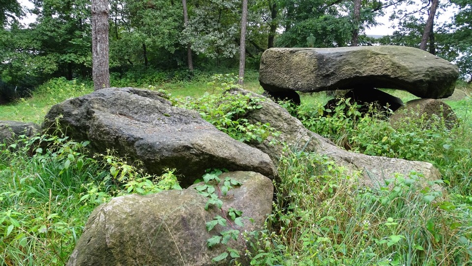 Teufelssteine - Lüstringen (Passage Grave) by Nucleus