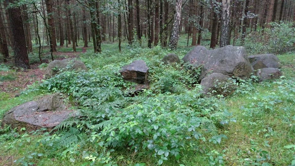 Grumfeld-Ost (Passage Grave) by Nucleus