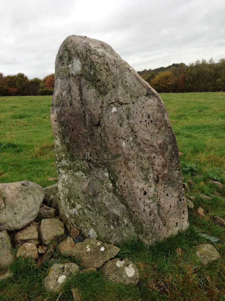 Garth Standing Stone (Standing Stone / Menhir) by Gruff