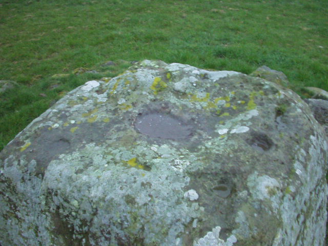 Macduff's Cross (Standing Stone / Menhir) by scotty