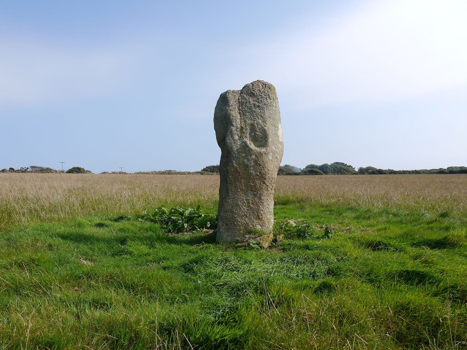 Treverven (Standing Stone / Menhir) by Meic