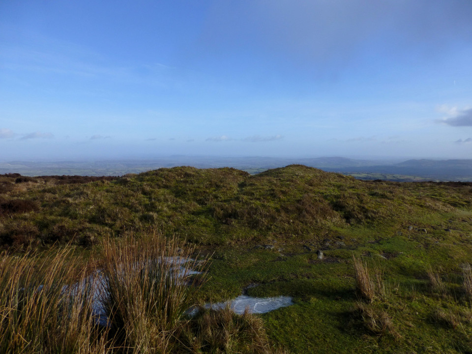 Wiral Cairn, Black Mountains (Round Cairn) by thesweetcheat