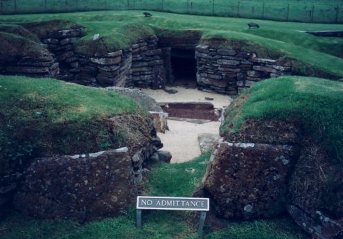 Skara Brae (Ancient Village / Settlement / Misc. Earthwork) by notjamesbond