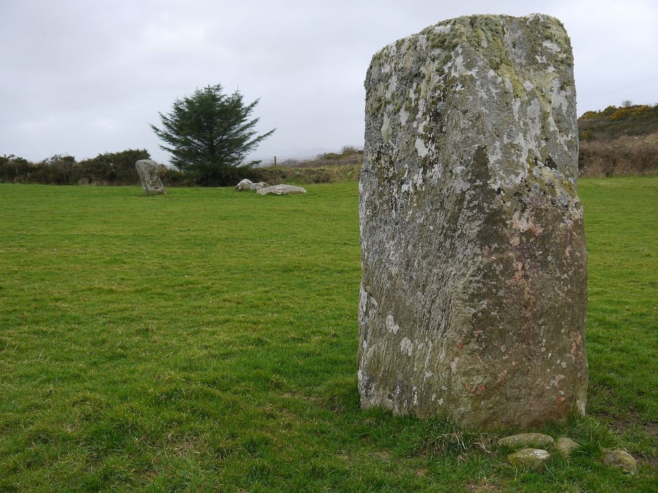 Derreengreanagh (Standing Stones) by Meic