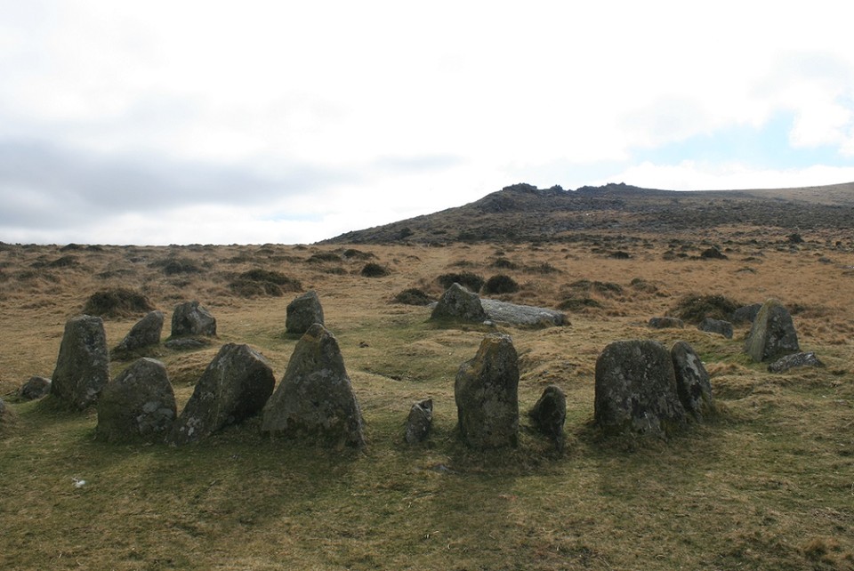 Nine Stones (Cairn(s)) by postman