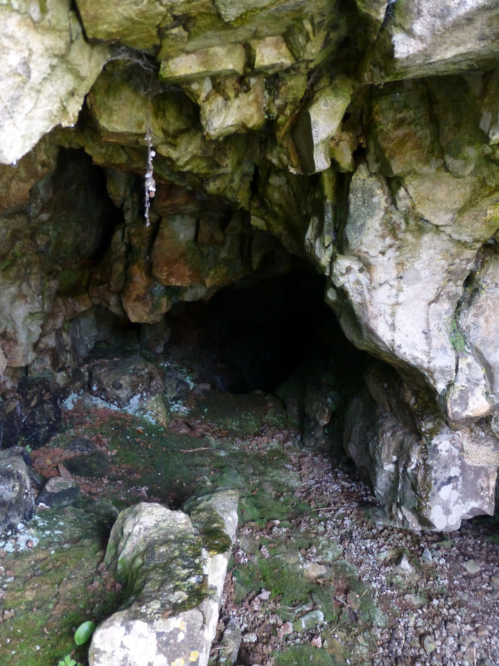 Mewslade Cave (Cave / Rock Shelter) by thesweetcheat