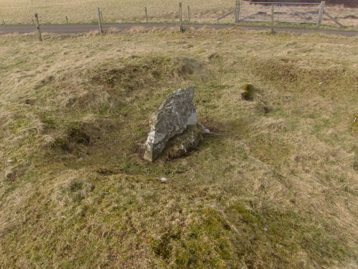Redland South (Chambered Cairn) by wideford