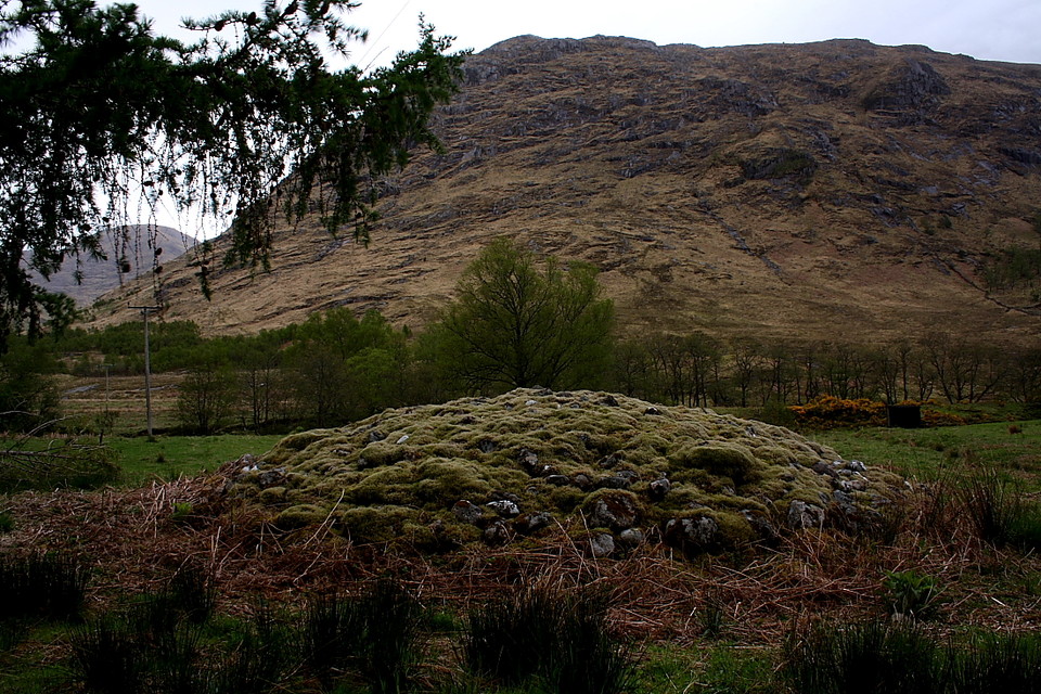 Glen Etive (Round Cairn) by GLADMAN