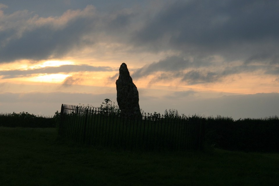 The King Stone (Standing Stone / Menhir) by postman