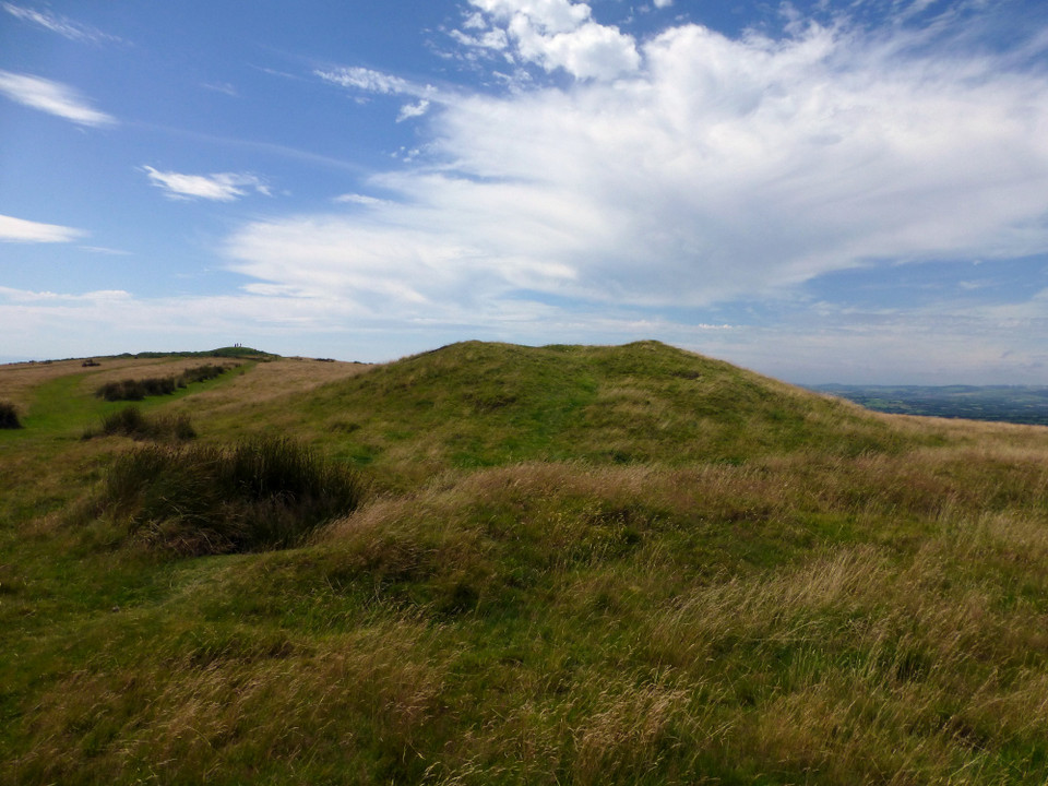Garth Hill (Round Barrow(s)) by thesweetcheat