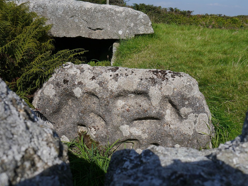 Tregiffian (Entrance Grave) by Meic