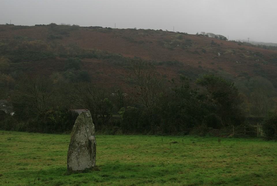Parc Cerrig Hirion (Standing Stone / Menhir) by postman