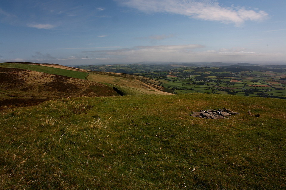Bache Hill and the Whimble (Round Barrow(s)) by GLADMAN