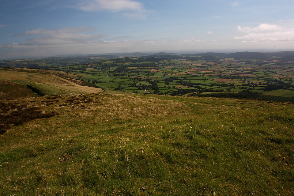 Bache Hill and the Whimble (Round Barrow(s)) by GLADMAN