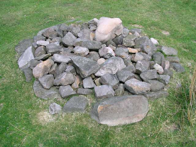 Barbrook II (Stone Circle) by davidtic