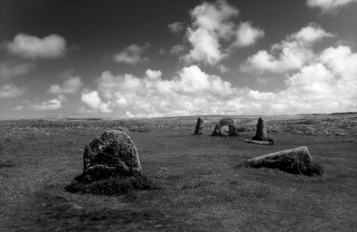 Men-An-Tol (Holed Stone) by IronMan