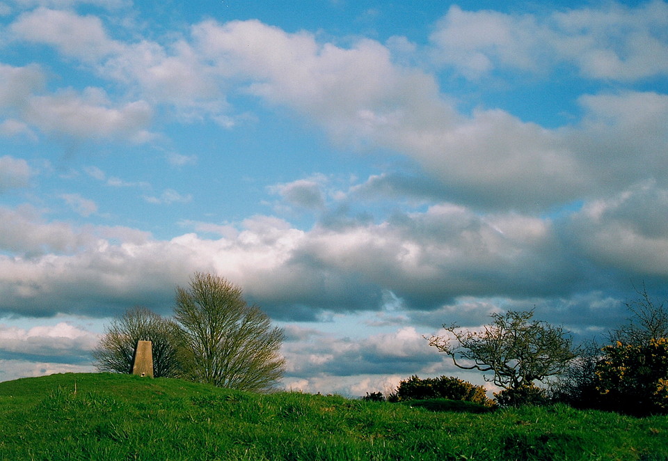 Small Down (Barrow / Cairn Cemetery) by GLADMAN