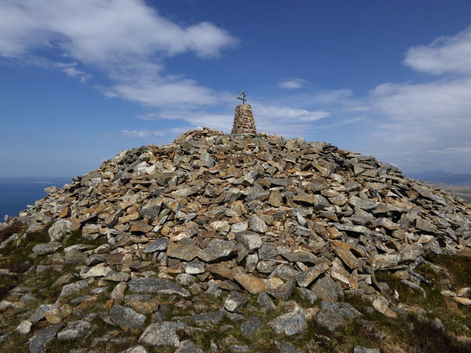 Yr Eifl (Round Cairn) by thesweetcheat