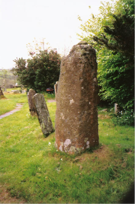 Mabe Church (Standing Stone / Menhir) by hamish