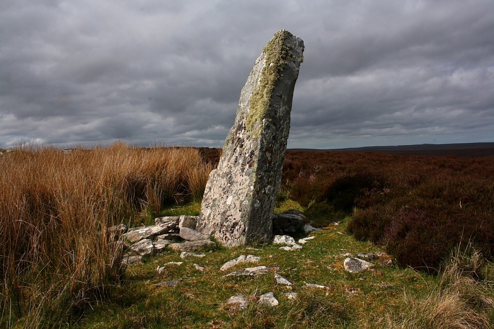 Cnoc Na Maranaich (Standing Stone / Menhir) by GLADMAN