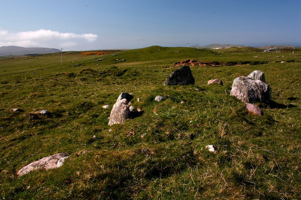 Cnoc na Moine (Chambered Cairn) by GLADMAN