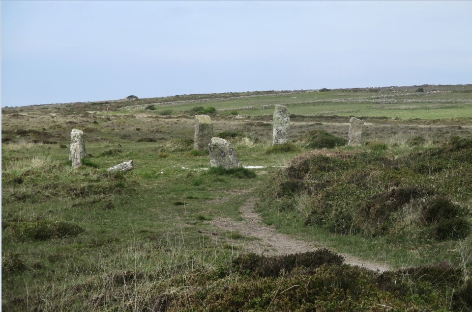Nine Maidens of Boskednan (Stone Circle) by carol27