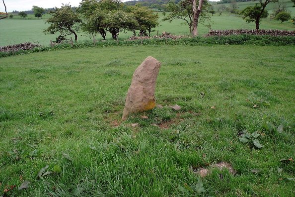 Gormyre (Standing Stone / Menhir) by nickbrand