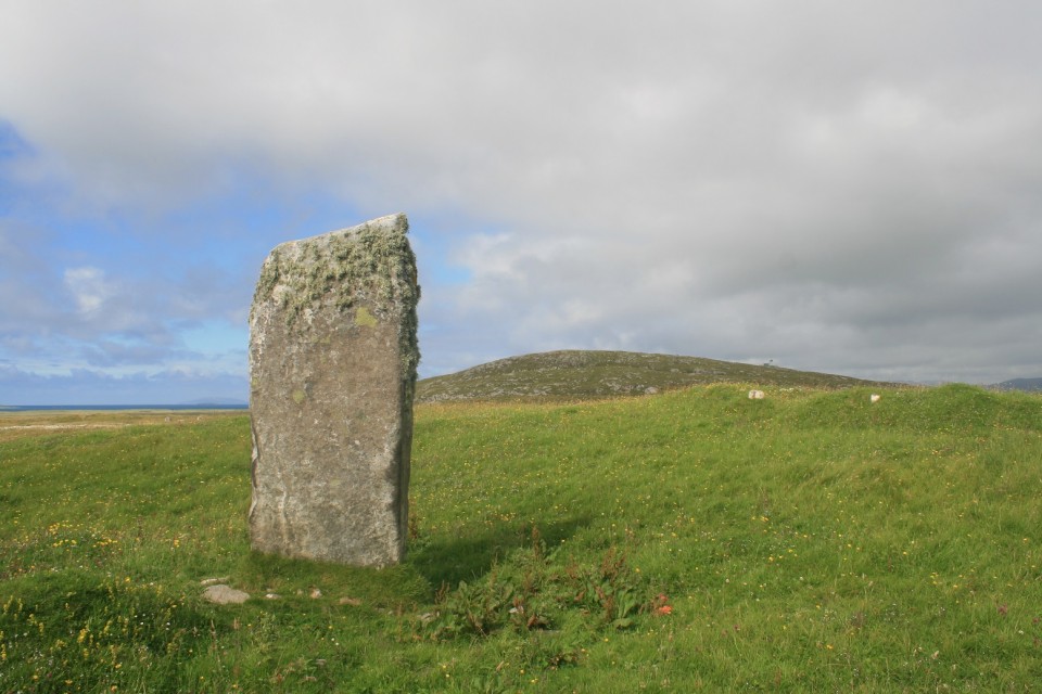 Cladh Maolrithe (Standing Stone / Menhir) by postman