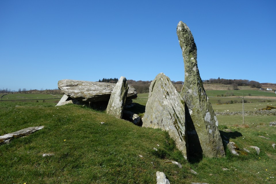 Cairnholy (Chambered Cairn) by costaexpress