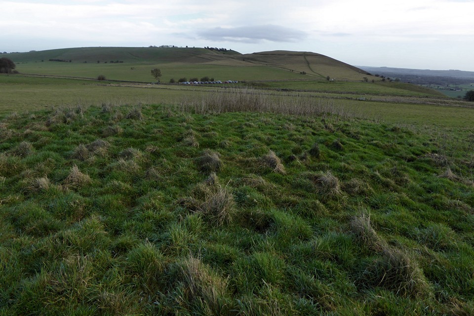 Knap Hill and Walker's Hill (Barrow / Cairn Cemetery) by thesweetcheat