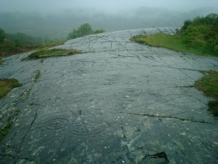 Achnabreck (Cup and Ring Marks / Rock Art) by wee_malky
