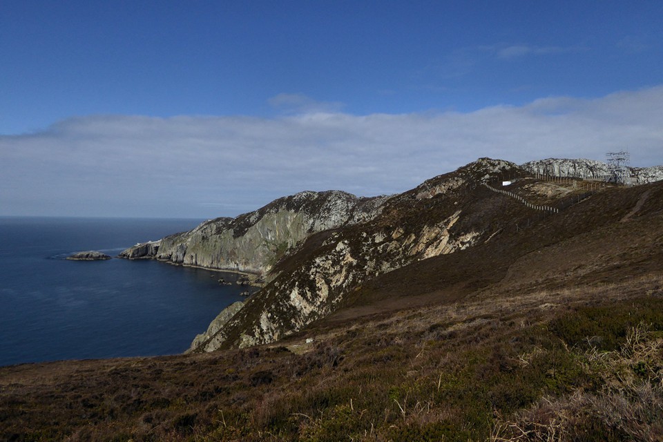 Gogarth Bay (Round Cairn) by thesweetcheat