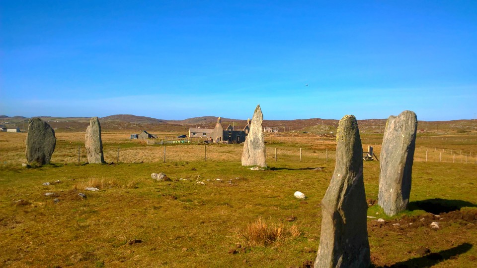 Cnoc Ceann a'Gharraidh (Stone Circle) by carol27