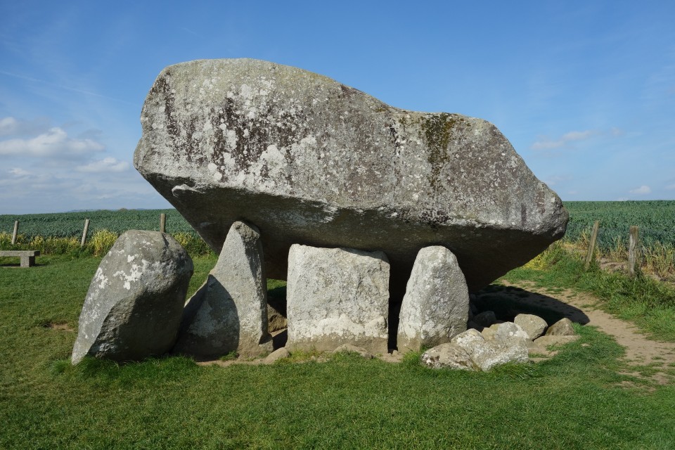 Browne's Hill (Portal Tomb) by costaexpress